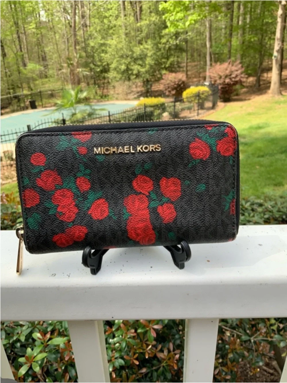Michael Kors Black Wallet with Red Floral Print NWOT - Picture 2 of 10